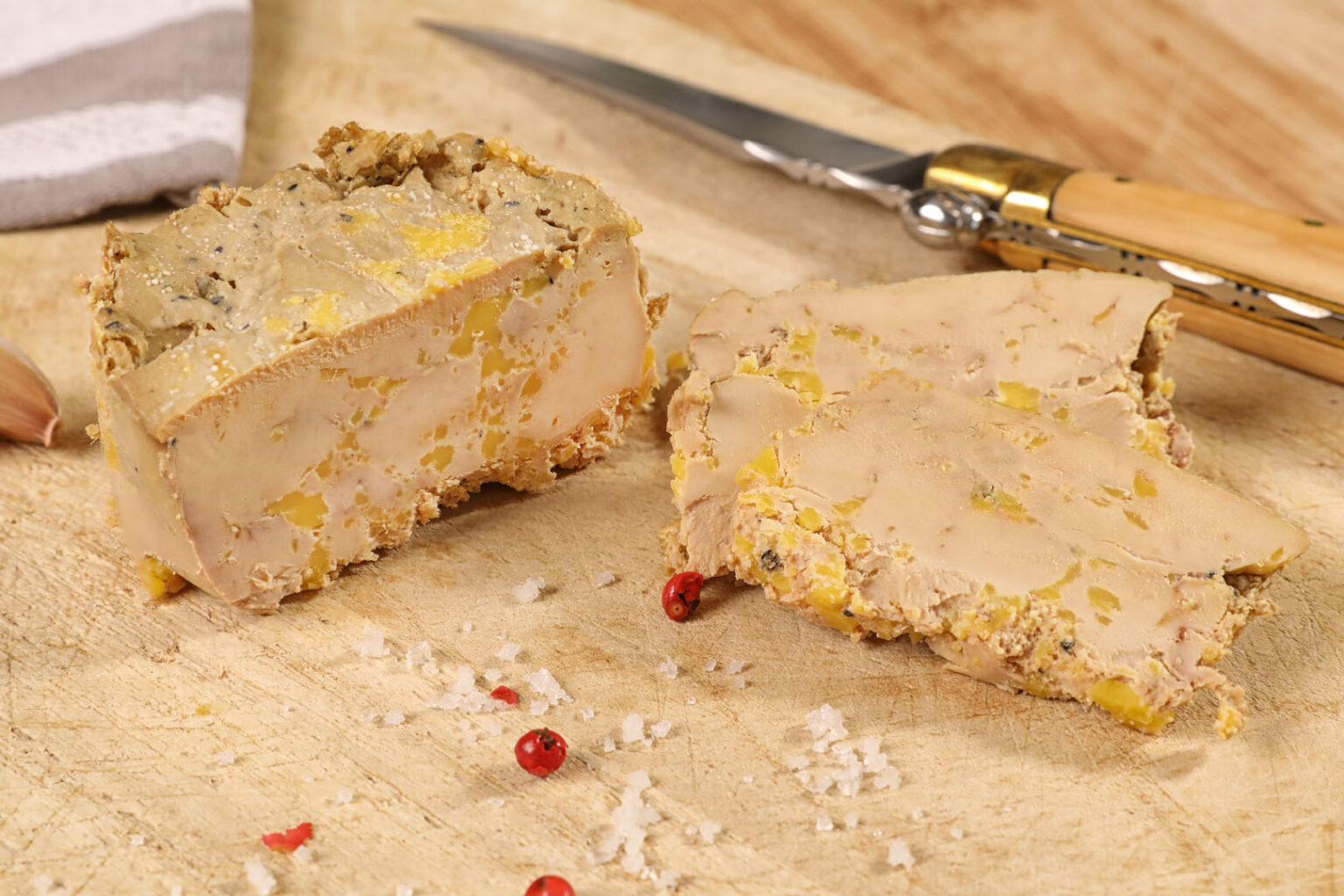 FOIE GRAS DE CANARD ENTIER DU PÉRIGORD AU JURANCON Nicole Roche